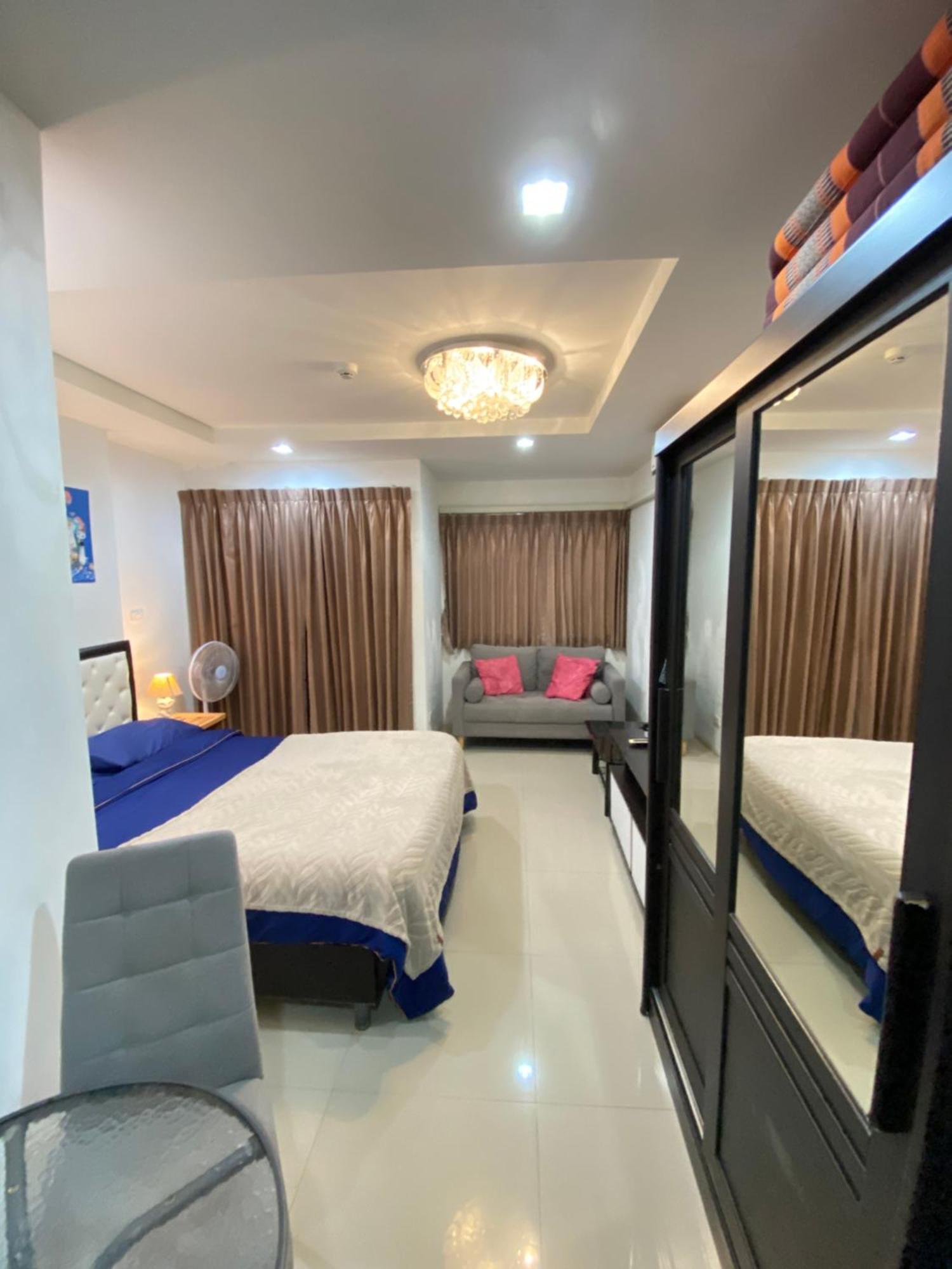 Beach 7 Condo, Pattaya Haat Jomtien Eksteriør bilde