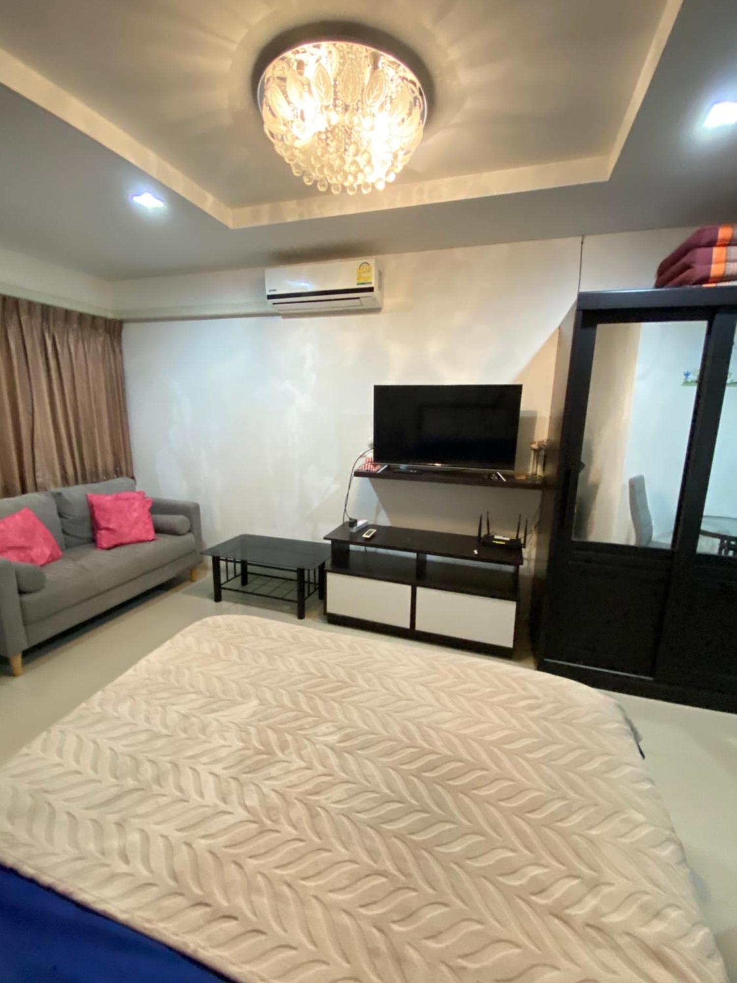Beach 7 Condo, Pattaya Haat Jomtien Eksteriør bilde